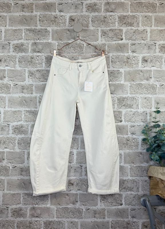 JUDE  JEANS