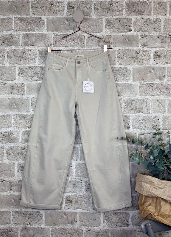 JUDE  JEANS